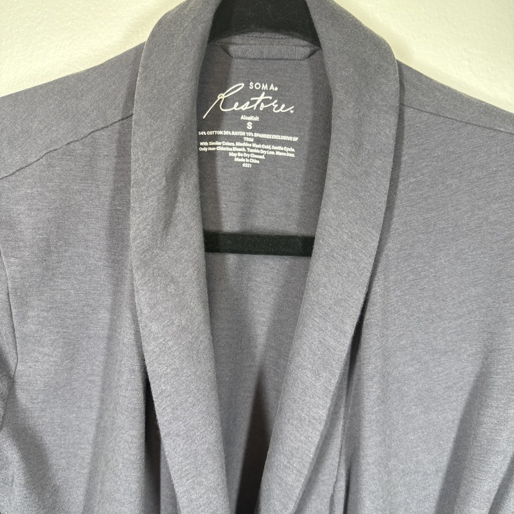 SOMA Restore Aloe Knit Robe Size Small Grey Attached Belt Pockets - Picture 4 of 11